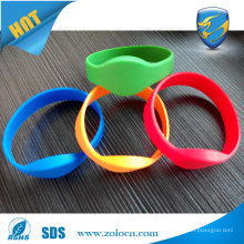 Customized High Quality Reusable Silicone RFID Wristbands for Gym fitness Club